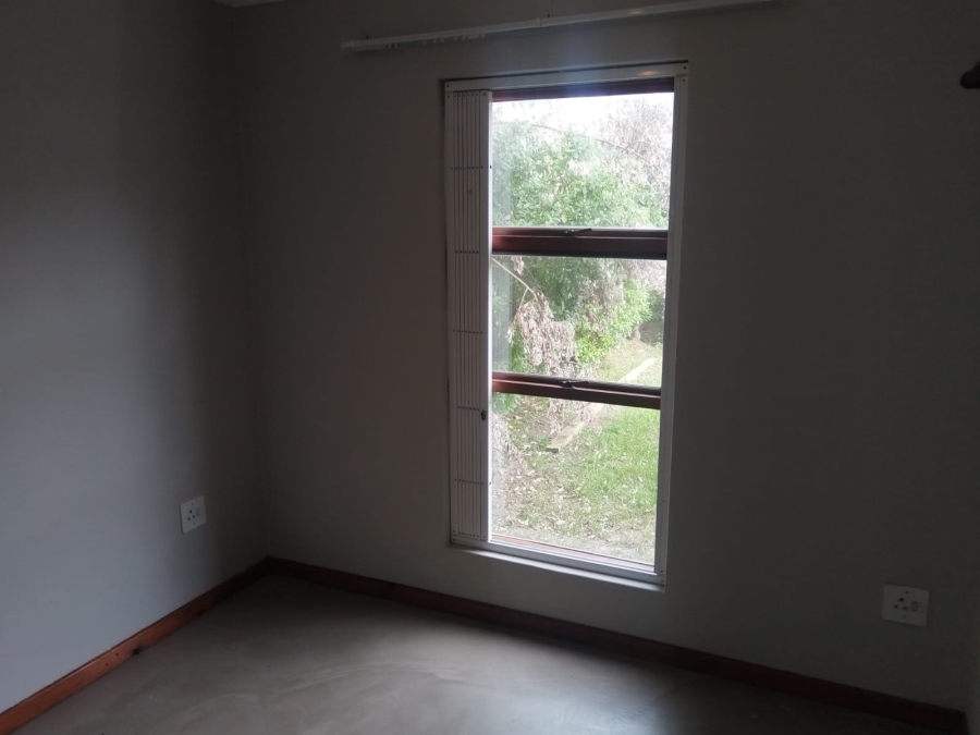 To Let 4 Bedroom Property for Rent in Welcome Glen Western Cape
